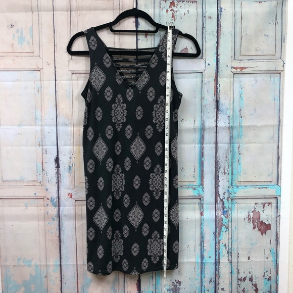 Black and Gray Dress - Picture 7 of 8